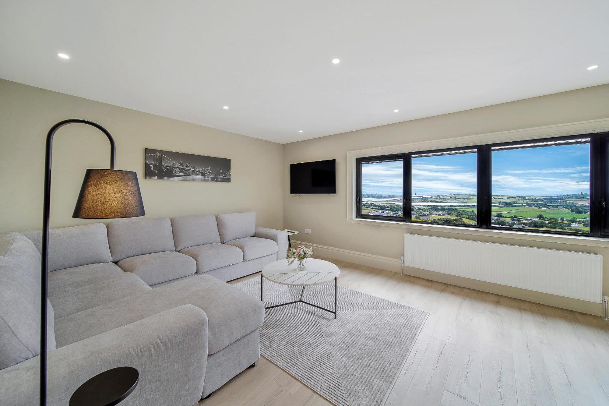 Seaview Lodge Apartment 'Sleeping 4 Guests' Rockstown Buitenkant foto